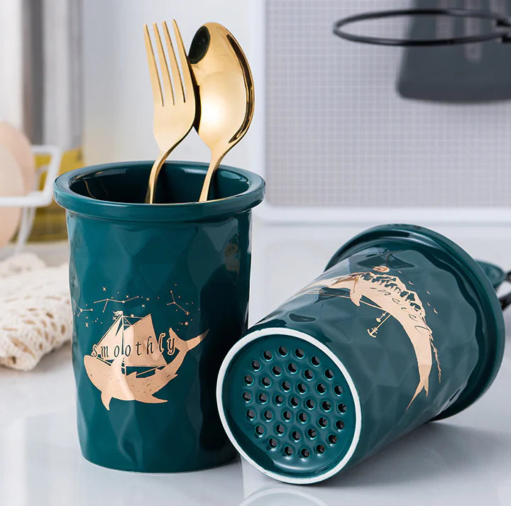 Wall-Mounted Kitchen Utensil Holder