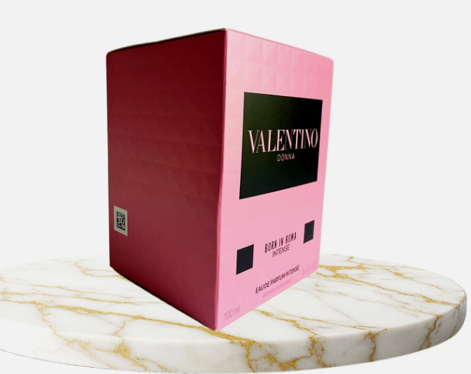Valentino Donna Born In Roma Intense Eau De Parfum Spray For Women 100ml